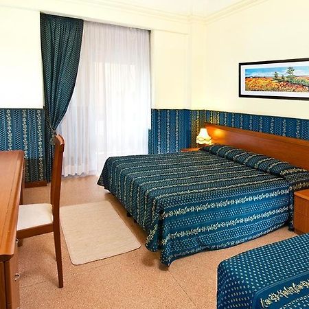 Hotel Napoleon Κατόλικα Εξωτερικό φωτογραφία