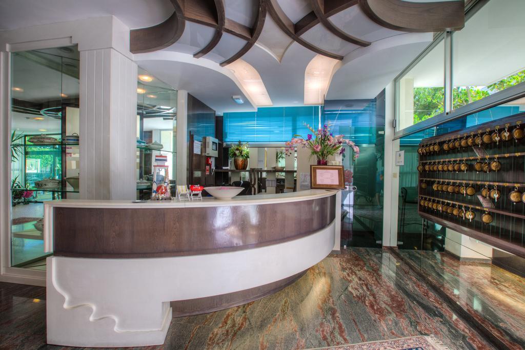Hotel Napoleon Κατόλικα Εξωτερικό φωτογραφία