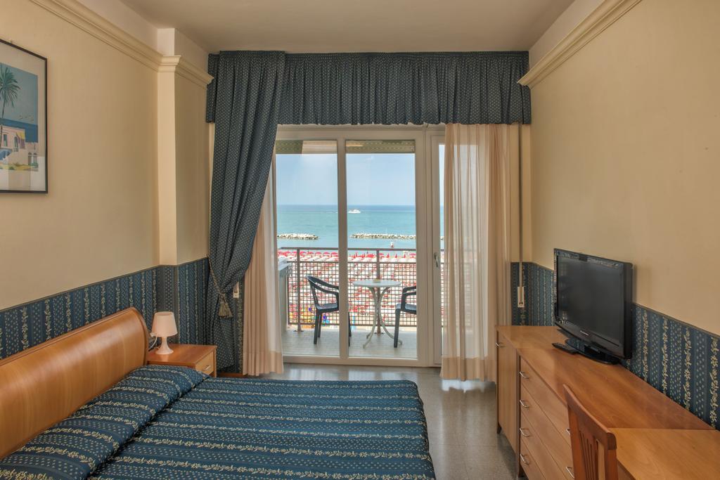Hotel Napoleon Κατόλικα Εξωτερικό φωτογραφία